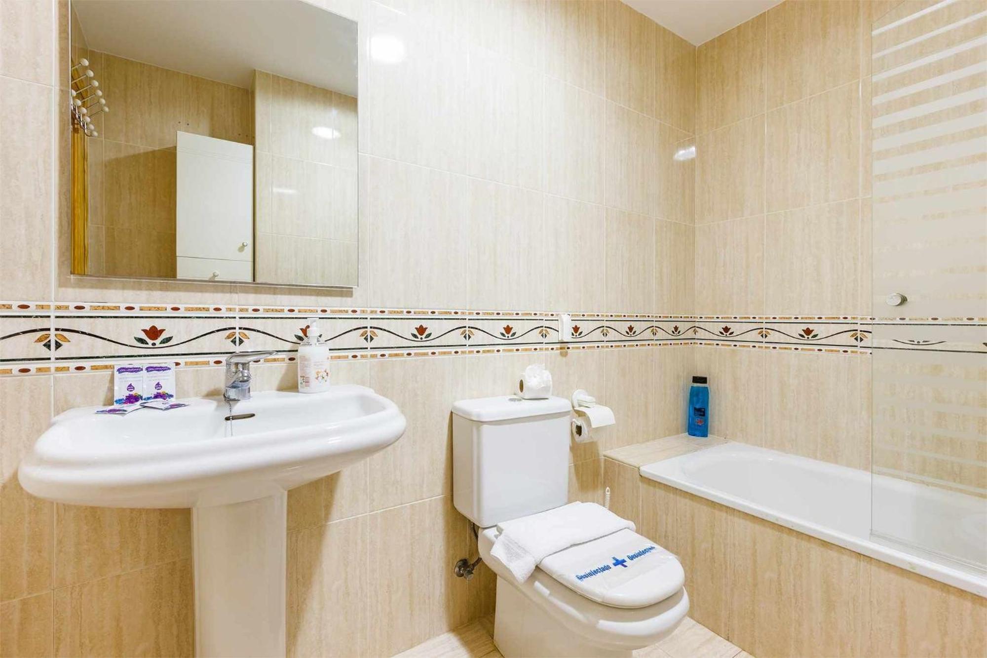 Apartamento Azucarera Beach Torre Del Mar Buitenkant foto