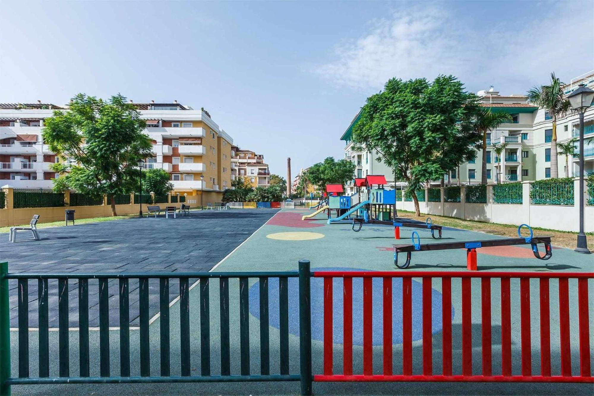 Apartamento Azucarera Beach Torre Del Mar Buitenkant foto